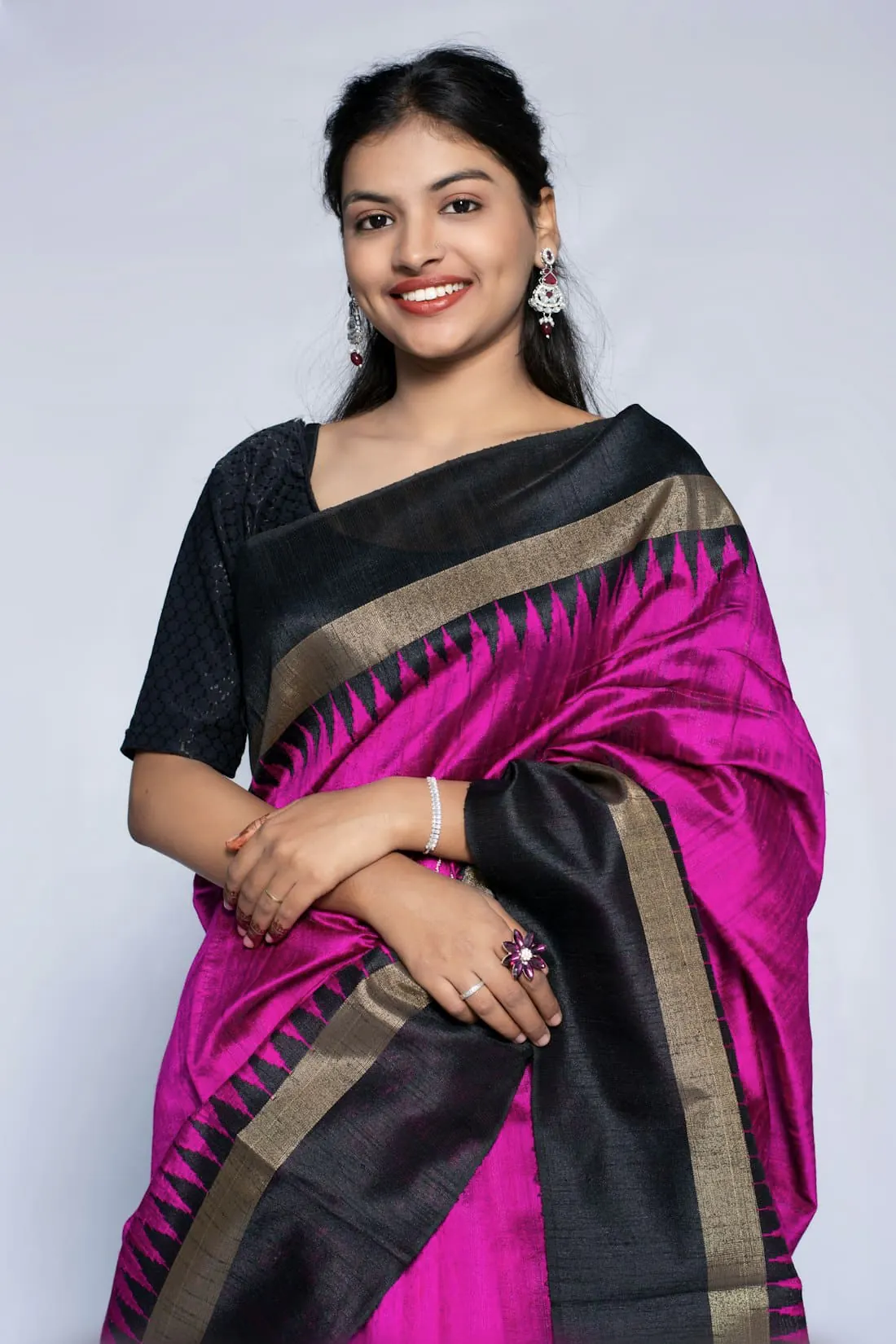 Gulabi Ikat Silk Saree in magenta